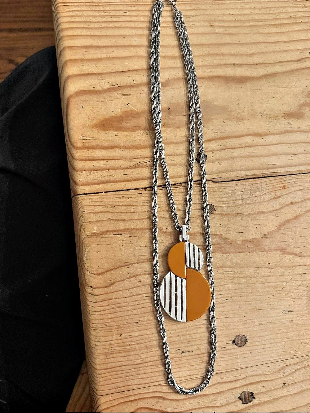 Trifari Geometric 2 way Pendant Necklace in Orange & Silver Like New